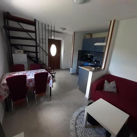 Apartman Sunset Plomin Bagian luar foto