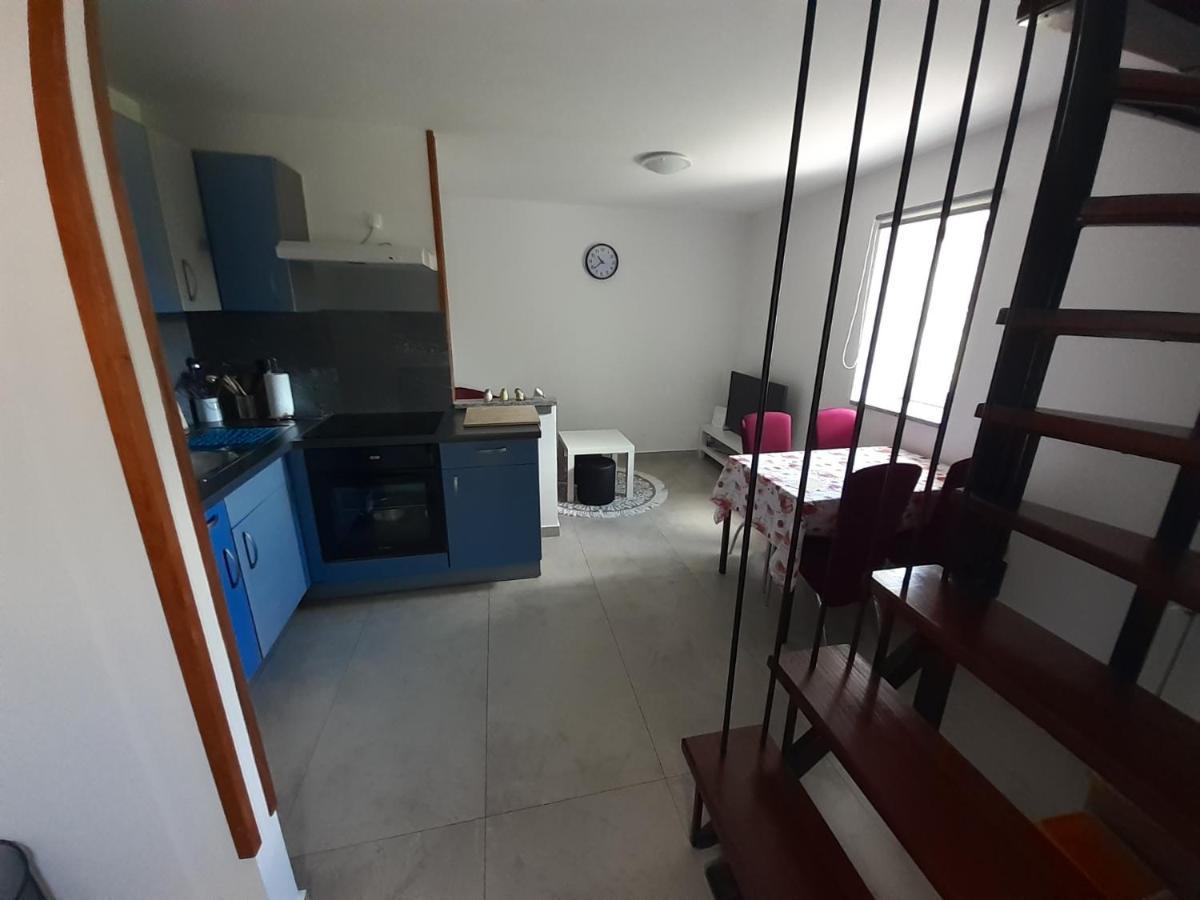 Apartman Sunset Plomin Bagian luar foto