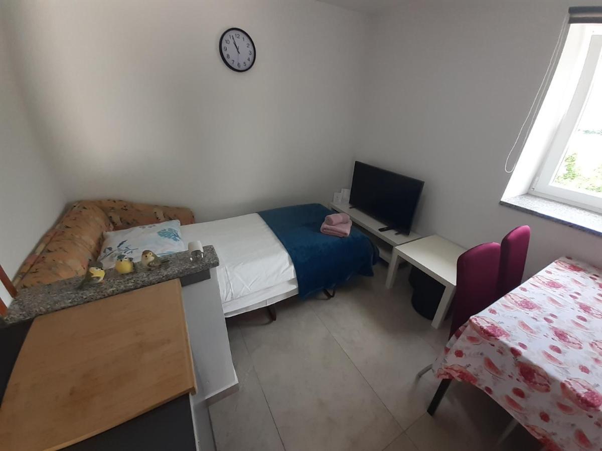 Apartman Sunset Plomin Bagian luar foto