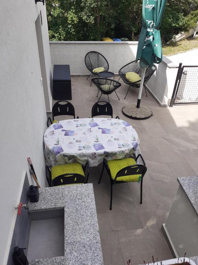 Apartman Sunset Plomin Bagian luar foto