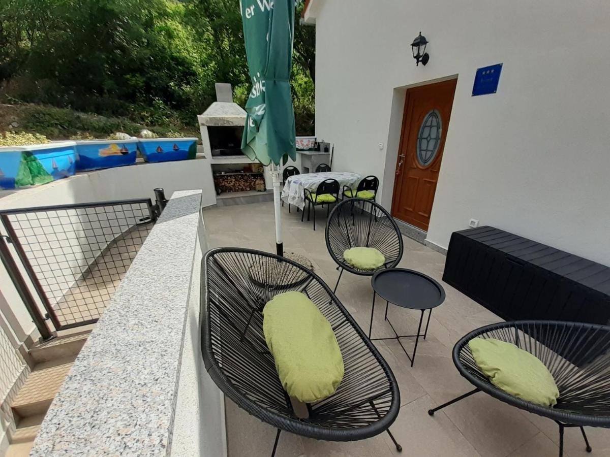 Apartman Sunset Plomin Bagian luar foto